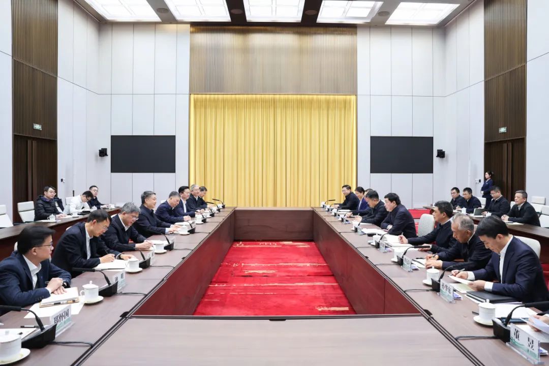 溫樞剛張文峰與國家電網(wǎng)董事長張智剛、總經(jīng)理龐驍剛會談