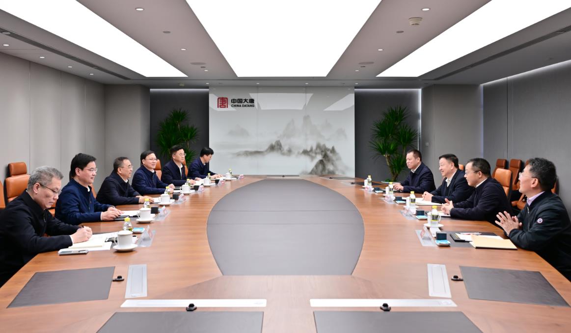中國大唐董事長鄒磊、總經(jīng)理張傳江與中廣核董事長楊長利、總經(jīng)理高立剛會談